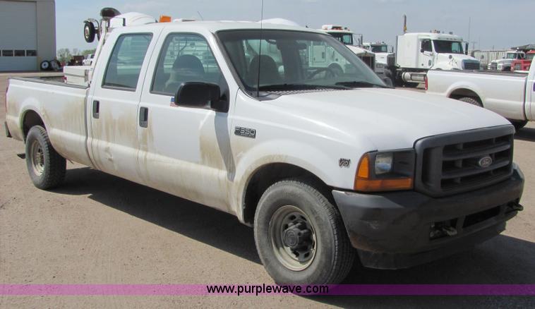image for item 6038 2001 Ford F350 Super Duty pickup