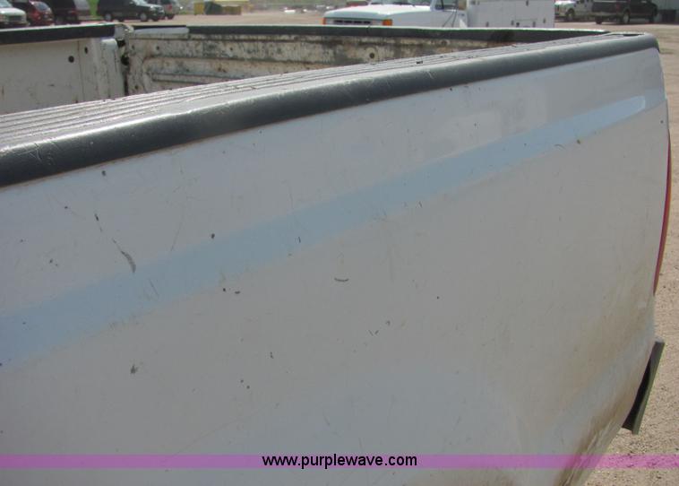 image for item 6038 2001 Ford F350 Super Duty pickup