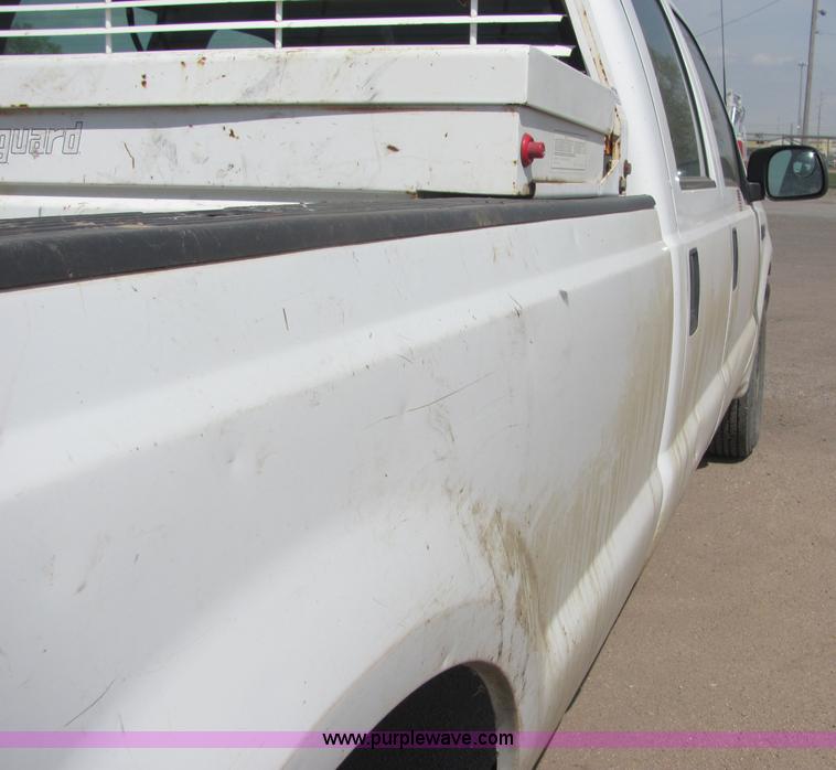 image for item 6038 2001 Ford F350 Super Duty pickup