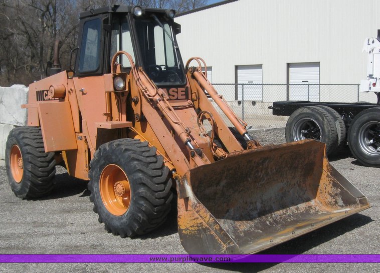 image for item 6045 1981 Case W11 articulated loader