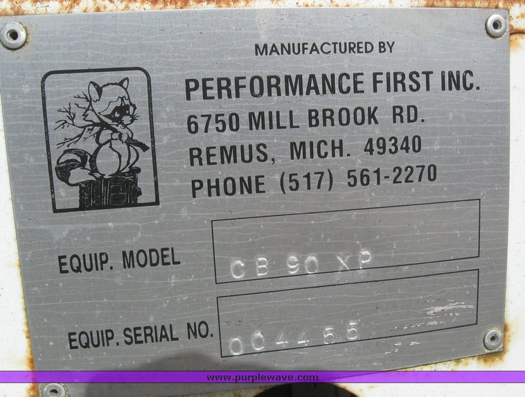 image for item 6051 2000 Brush Bandit CB-90XP wood chipper