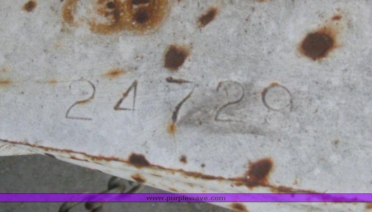 image for item 6051 2000 Brush Bandit CB-90XP wood chipper