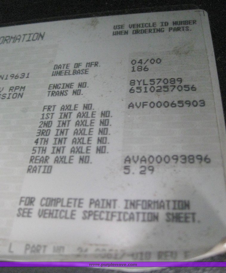 image for item 6052 2000 Freightliner FL70 boom truck