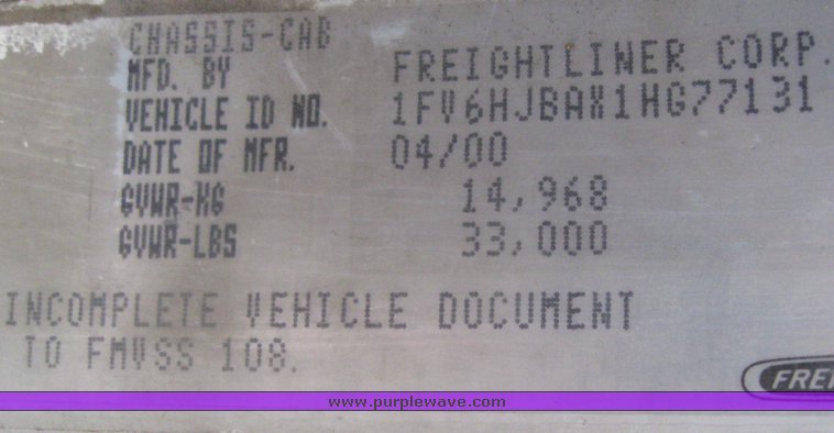 image for item 6052 2000 Freightliner FL70 boom truck