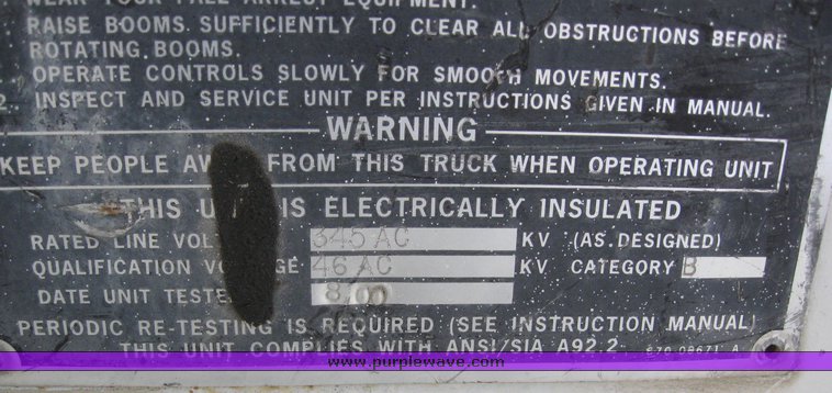 image for item 6052 2000 Freightliner FL70 boom truck