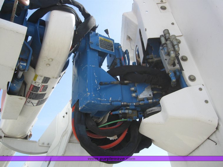 image for item 6052 2000 Freightliner FL70 boom truck