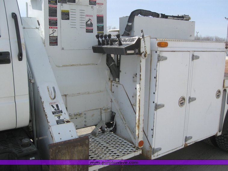 image for item 6053 1997 GMC C8500 boom lift truck