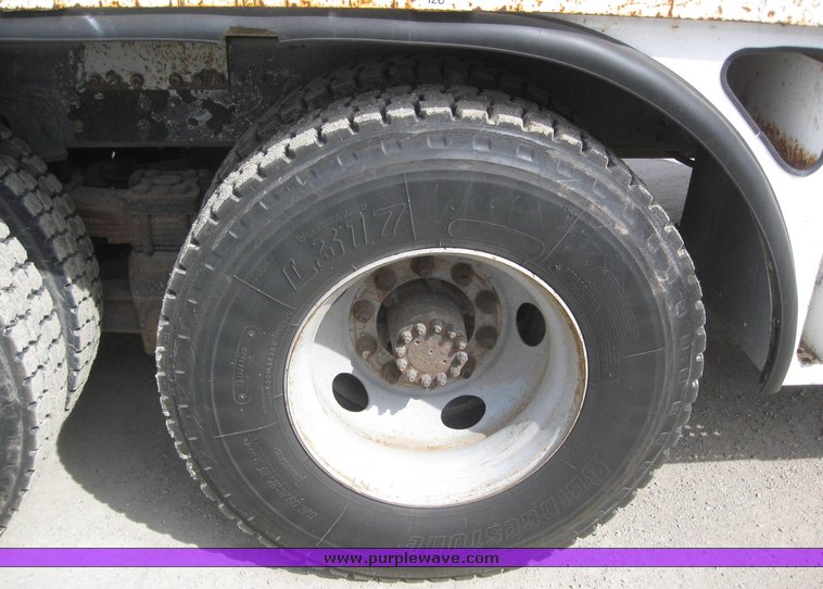 image for item 6053 1997 GMC C8500 boom lift truck