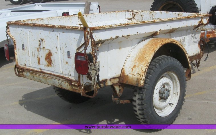 image for item 6054 6' utility trailer