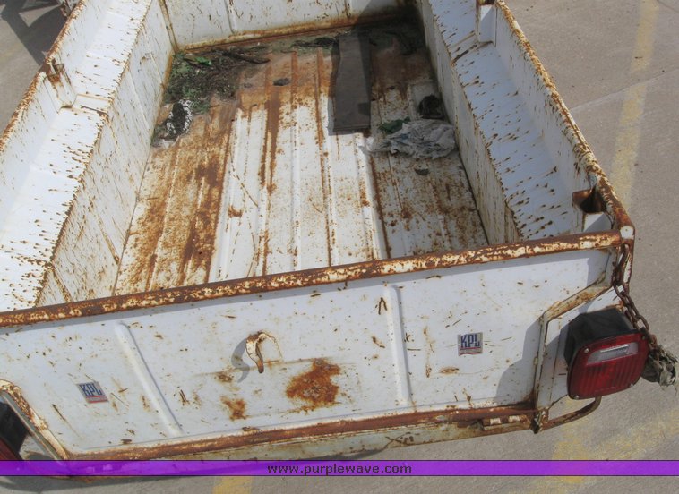 image for item 6054 6' utility trailer