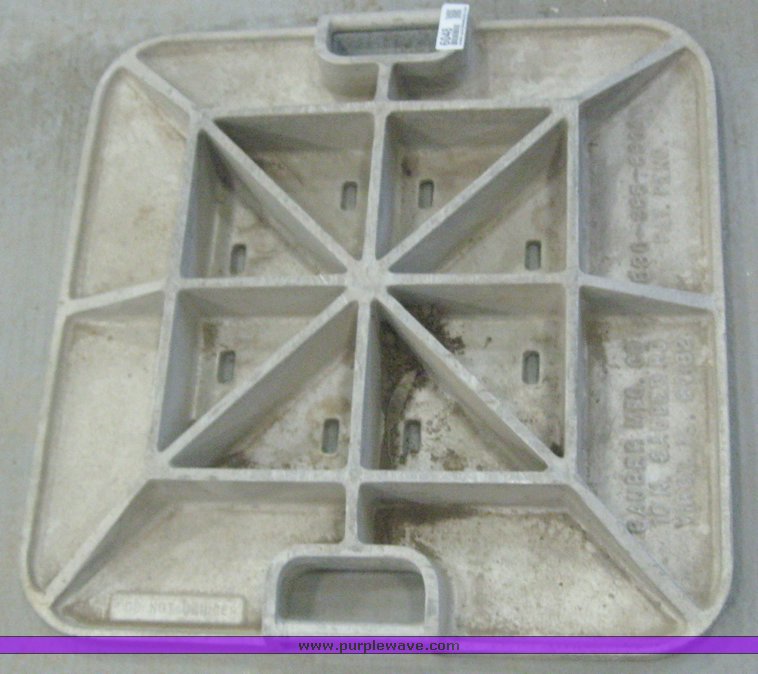 image for item 6058 (2) Sauber 24" x 24" aluminum outrigger pads