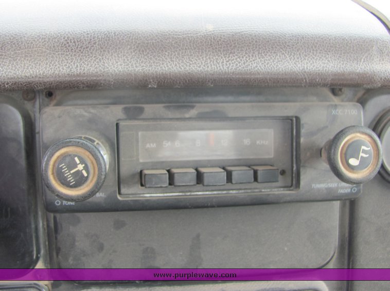 image for item 6066 1987 International Series S1954 truck