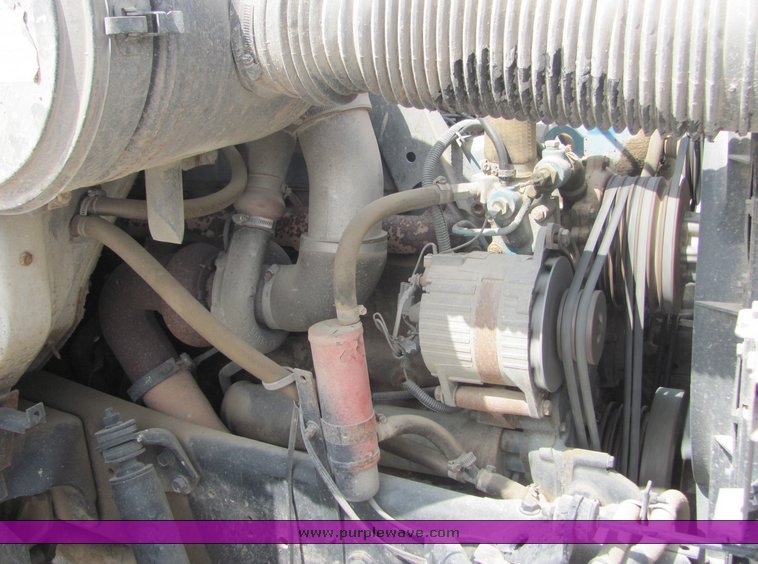 image for item 6066 1987 International Series S1954 truck