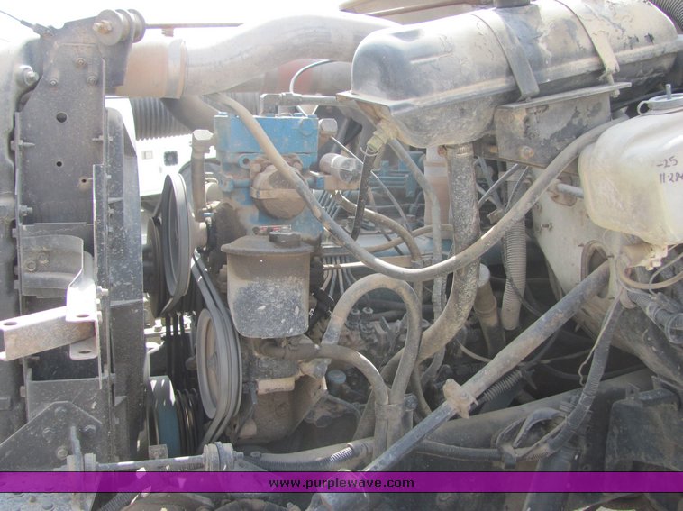 image for item 6066 1987 International Series S1954 truck