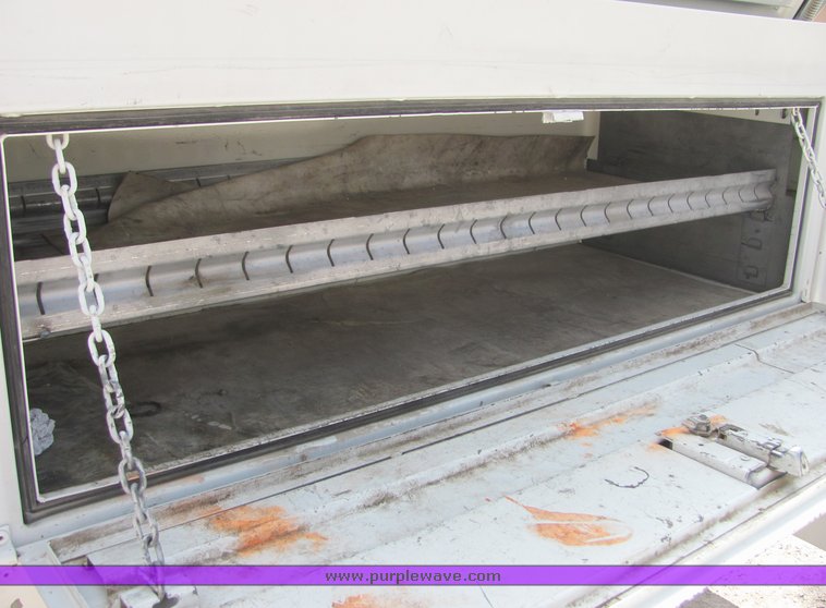 image for item 6067 1994 Chevrolet C3500 pickup