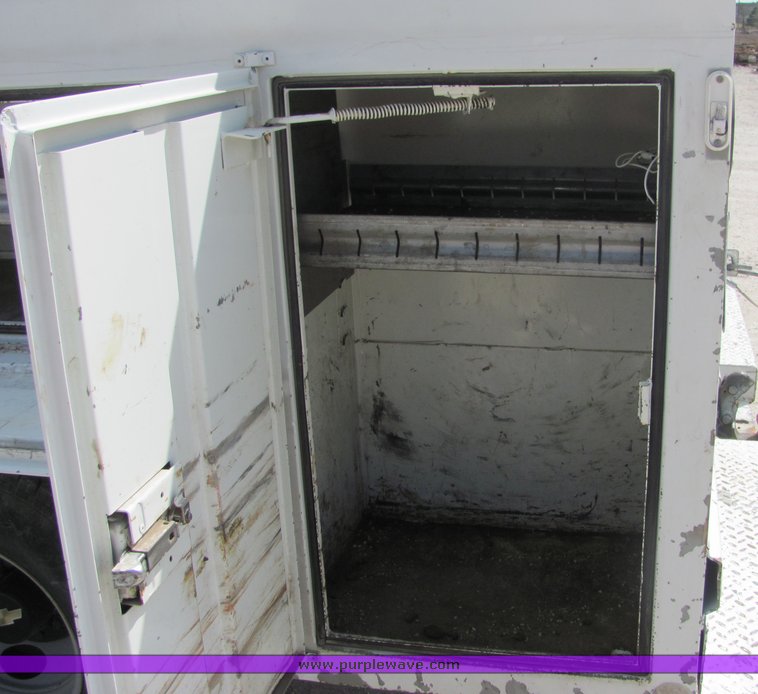 image for item 6067 1994 Chevrolet C3500 pickup