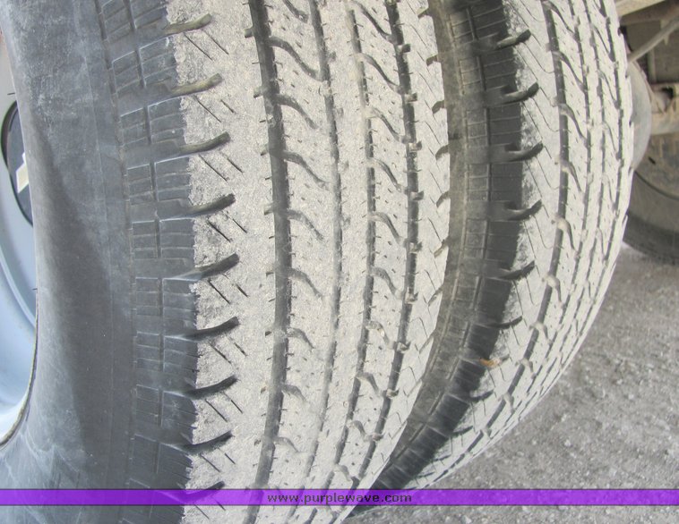 image for item 6067 1994 Chevrolet C3500 pickup