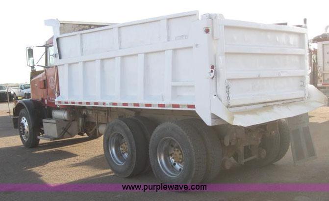 image for item 6164 1990 Peterbilt Conventional 378 dump truck
