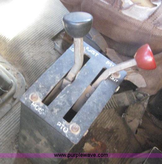 image for item 6164 1990 Peterbilt Conventional 378 dump truck