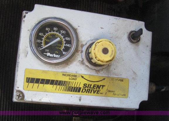 image for item 6165 1995 Peterbilt 379 dump truck