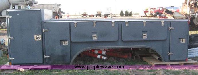 image for item 6168 Astoria 16' service bed