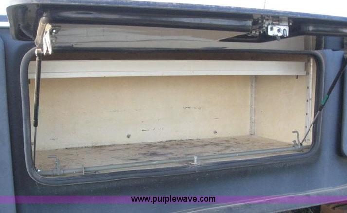 image for item 6168 Astoria 16' service bed