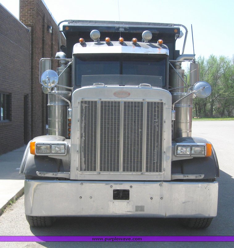 image for item 6182 1999 Peterbilt Conventional 379 dump truck