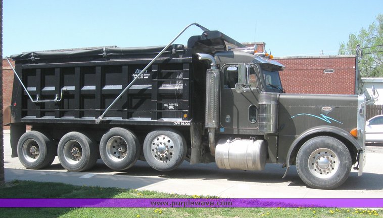 image for item 6182 1999 Peterbilt Conventional 379 dump truck