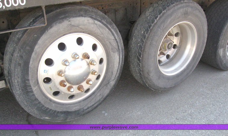 image for item 6182 1999 Peterbilt Conventional 379 dump truck