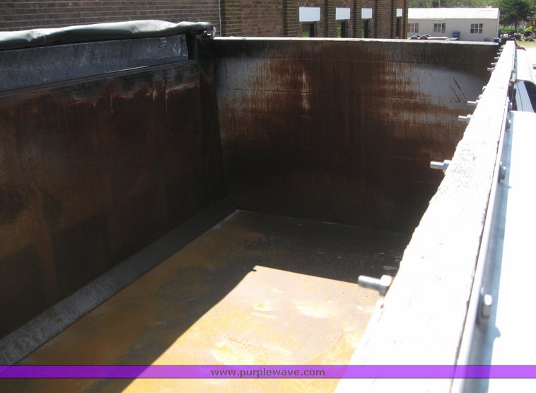 image for item 6182 1999 Peterbilt Conventional 379 dump truck