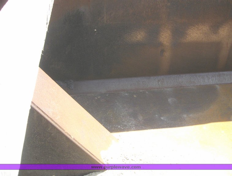 image for item 6182 1999 Peterbilt Conventional 379 dump truck