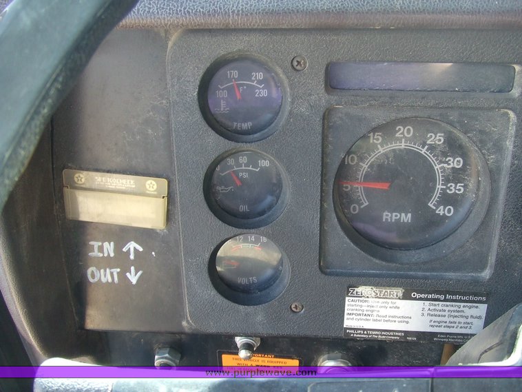 image for item 6708 1989 International 1754 dump truck