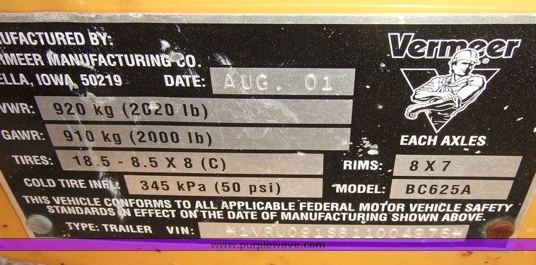 image for item 6709 2001 Vermeer BC625A chipper shredder