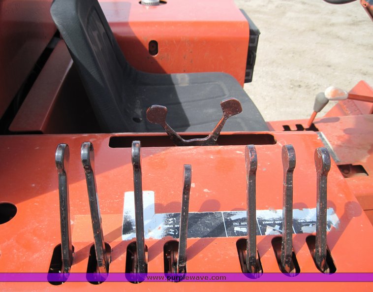 image for item 6751 Ditch Witch 5010 trencher