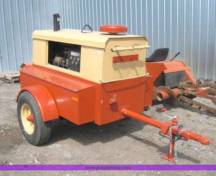 image for item 6752 Sullair air compressor