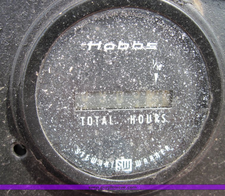 image for item 6752 Sullair air compressor