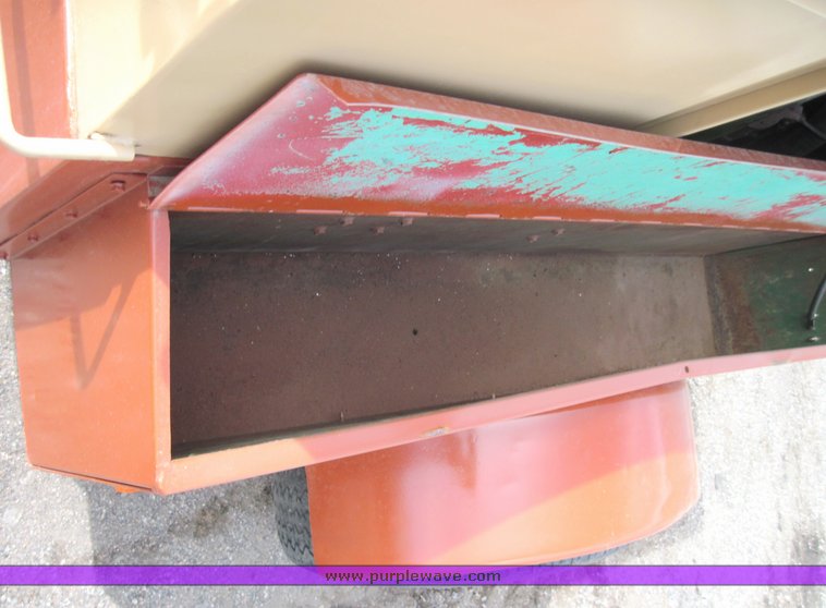 image for item 6752 Sullair air compressor