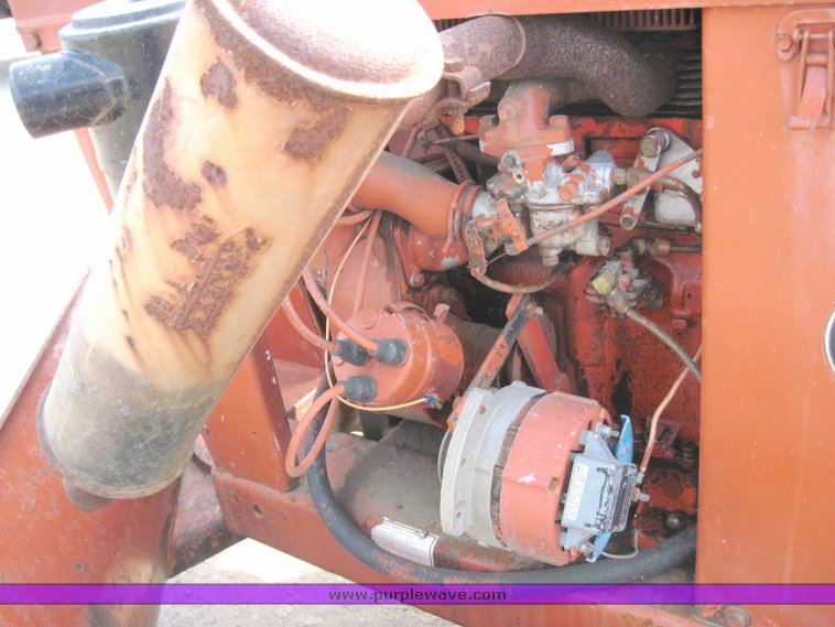 image for item 6753 Ditch Witch J20 trencher