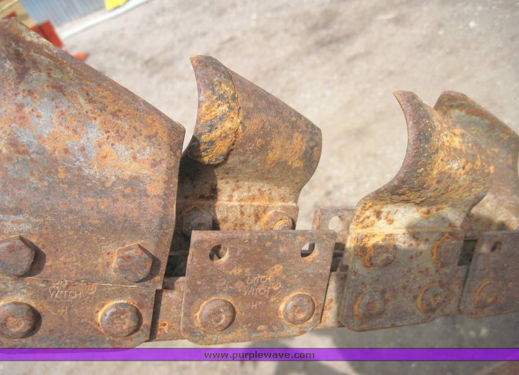 image for item 6753 Ditch Witch J20 trencher