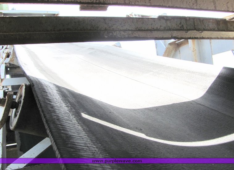 image for item 6766 Universal 4136 hammer mill