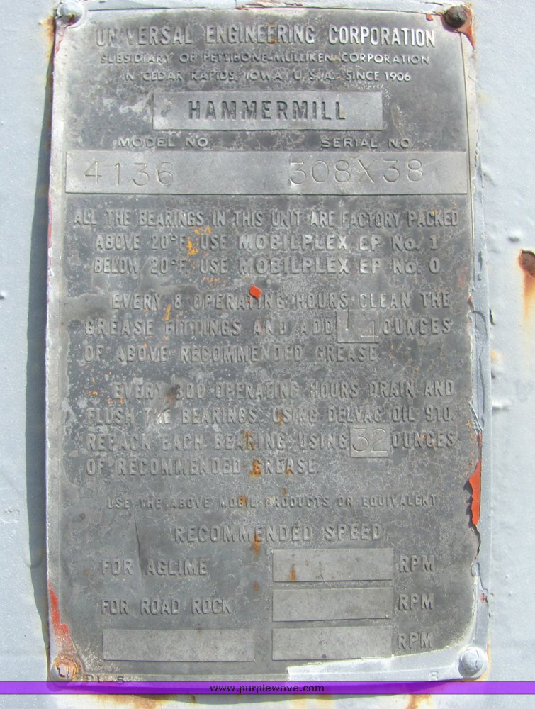 image for item 6766 Universal 4136 hammer mill