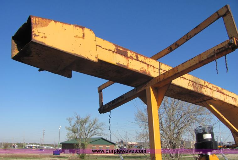 image for item 6770 Brush Bandit 250 chipper