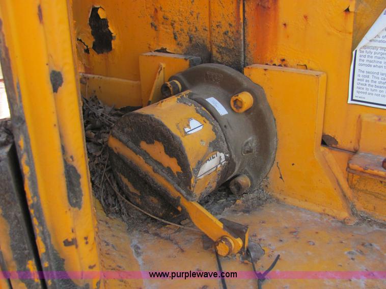 image for item 6770 Brush Bandit 250 chipper