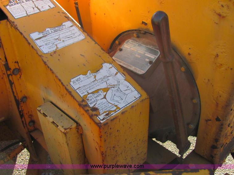 image for item 6770 Brush Bandit 250 chipper