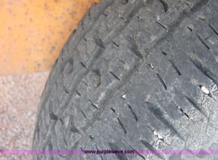 image for item 6770 Brush Bandit 250 chipper