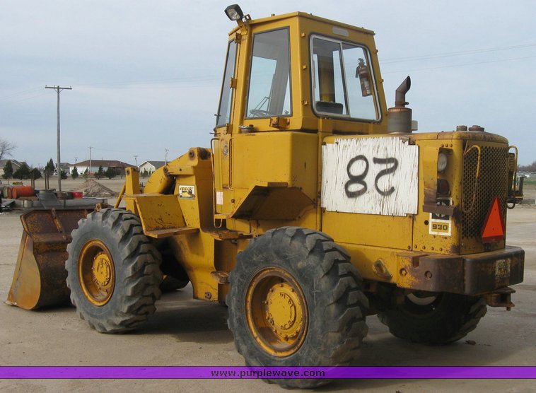 image for item 9006 1976 Caterpillar 930 wheel loader