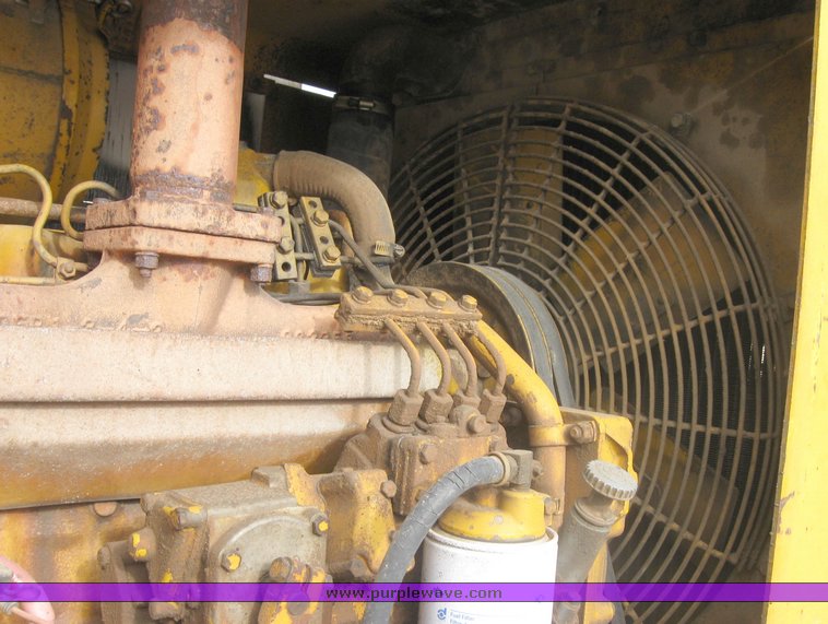 image for item 9006 1976 Caterpillar 930 wheel loader