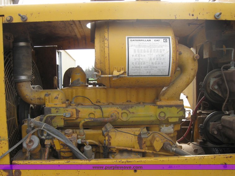 image for item 9006 1976 Caterpillar 930 wheel loader