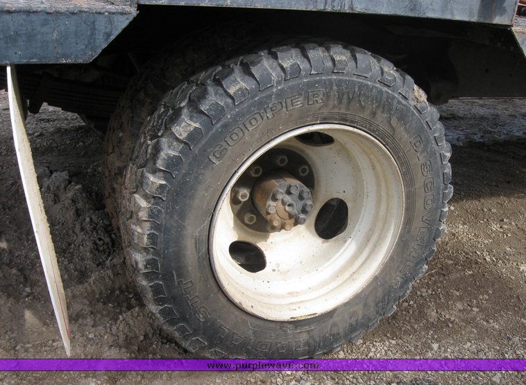 image for item 9009 1981 Chevrolet Customer Deluxe 30 spray truck