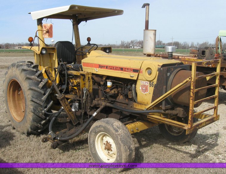 image for item 9012 Tiger Special 5600 tractor